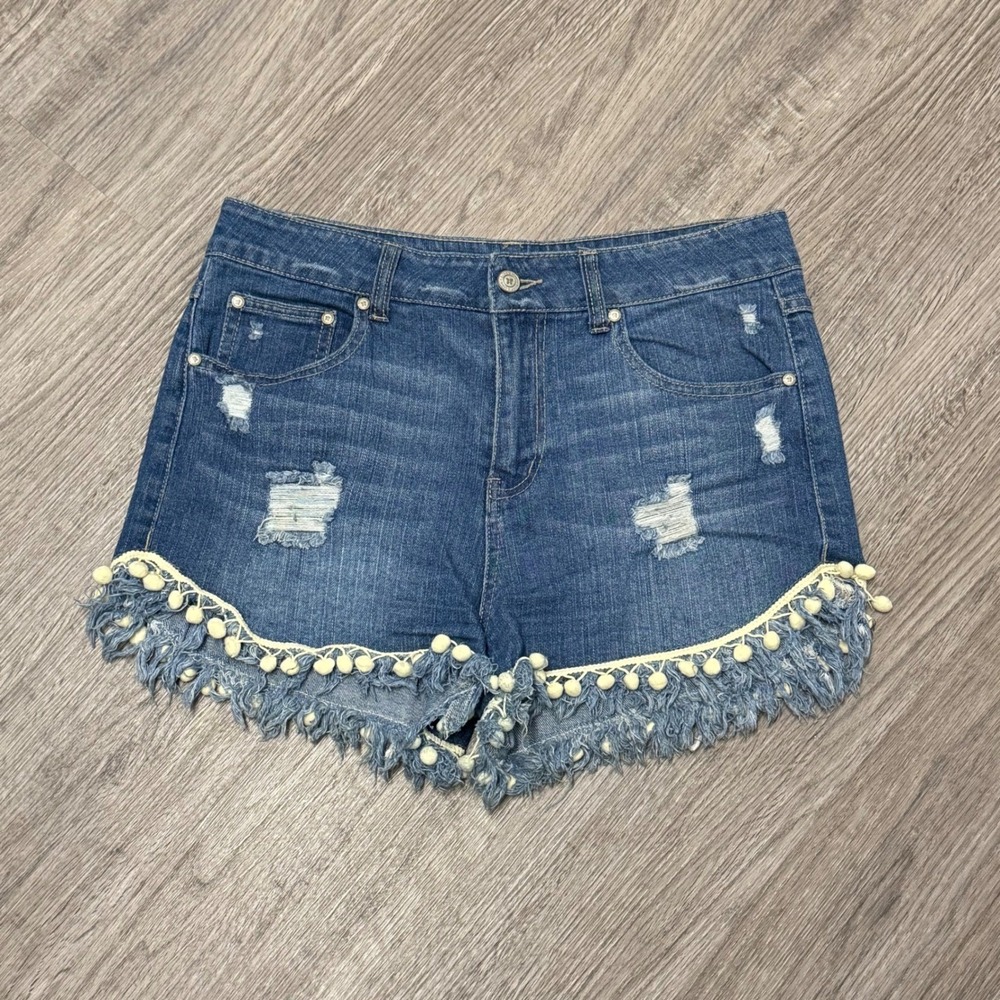 Altar'd State Pantera Distressed Denim Pom Pom Shorts Blue Womens 29/9 Boho